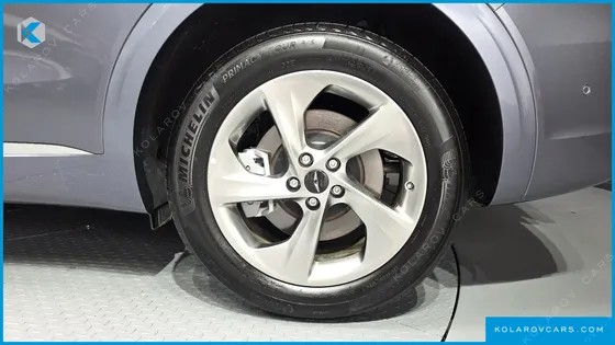 GENESIS GV70 2.5T GASOLINE 2WD