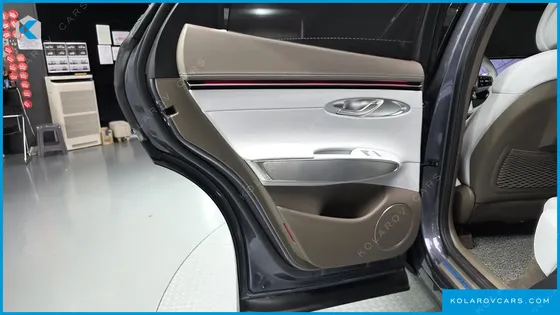 GENESIS GV70 2.5T GASOLINE 2WD