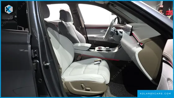 GENESIS GV70 2.5T GASOLINE 2WD