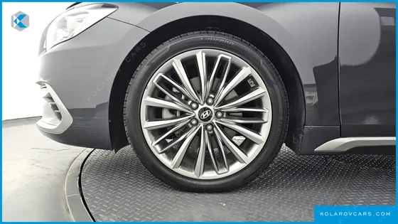 HYUNDAI GRANDEUR 2.4 PREMIUM