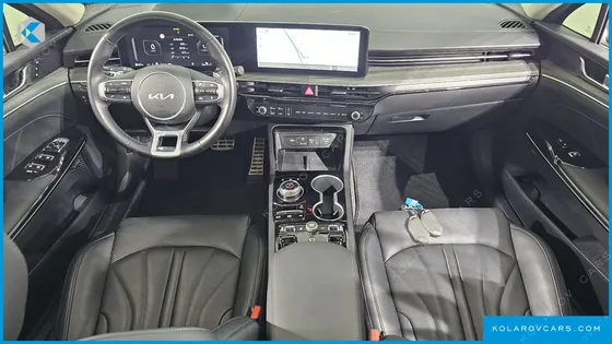 KIA K5 SIGNATURE