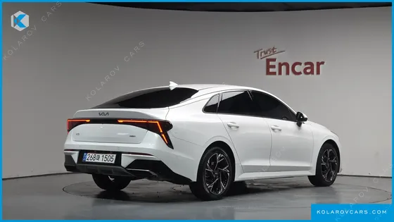 KIA K5 SIGNATURE