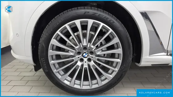 BMW X7 XDRIVE 40I DESIGN PURE EXCELLENCE 7-SEATER