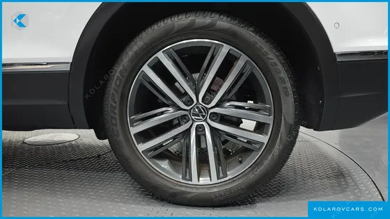 VOLKSWAGEN TIGUAN 2.0 TDI 4MOTION PRESTIGE