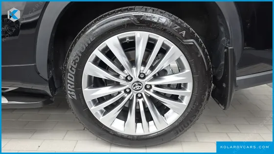 TOYOTA HIGHLANDER 2.5 4WD PLATIMUM