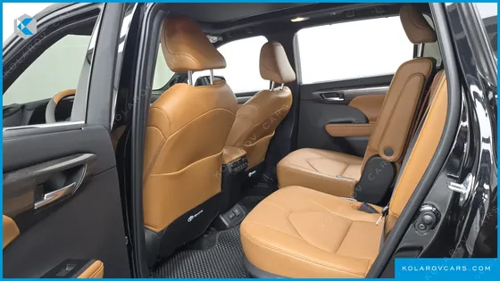 TOYOTA HIGHLANDER 2.5 4WD PLATIMUM