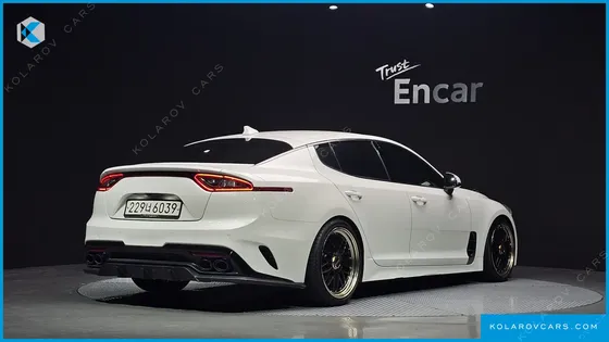 KIA STINGER 2.0 TURBO 2WD