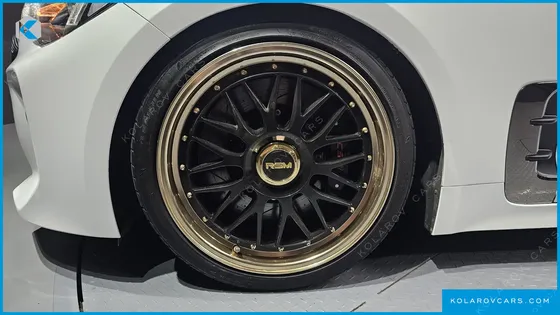 KIA STINGER 2.0 TURBO 2WD