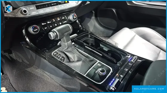 KIA STINGER 2.0 TURBO 2WD