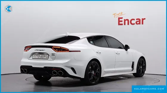 KIA STINGER 3.3 TURBO AWD