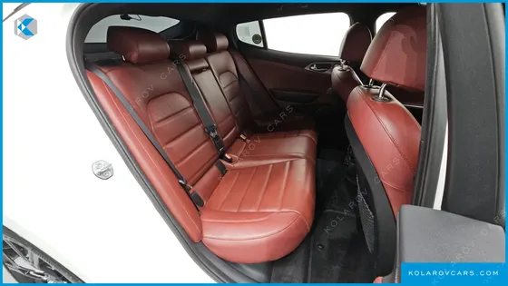KIA STINGER 3.3 TURBO AWD