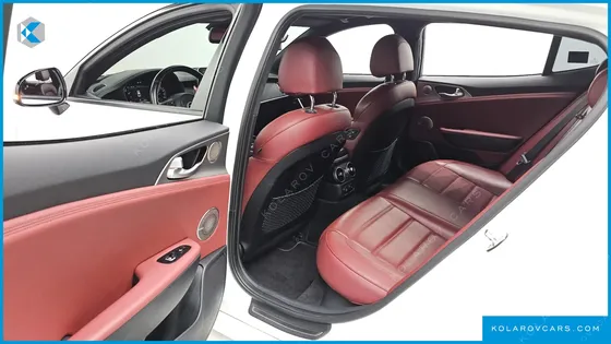 KIA STINGER 3.3 TURBO AWD