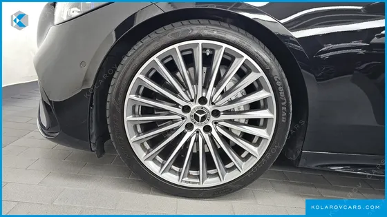 MERCEDES C-CLASS C300 4MATIC AMG LINE