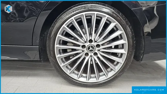 MERCEDES C-CLASS C300 4MATIC AMG LINE