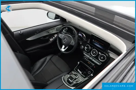 MERCEDES GLC-CLASS GLC300 4MATIC AMG LINE