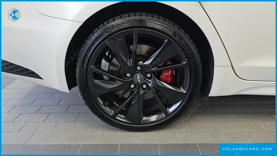 GENESIS G70 GASOLINE 3.3T 2WD