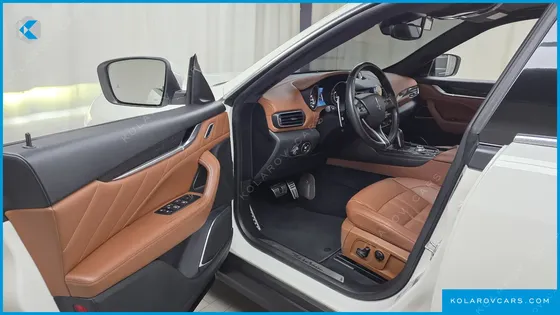 MASERATI LEVANTE 3.0 AWD GRANSPORT