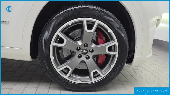 MASERATI LEVANTE 3.0 AWD GRANSPORT