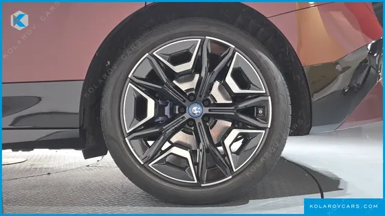 BMW IX XDRIVE50 SPORTS PLUS