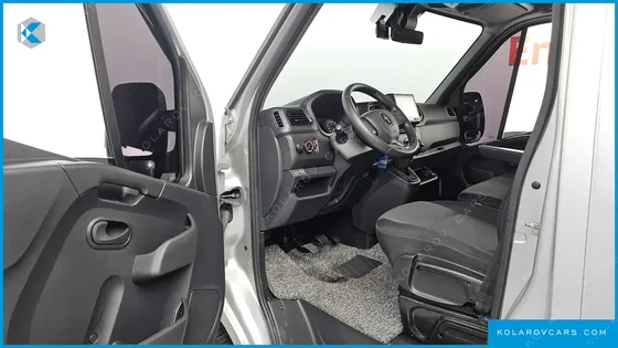 RENAULT KOREA MASTER 2.3 15-SEATER