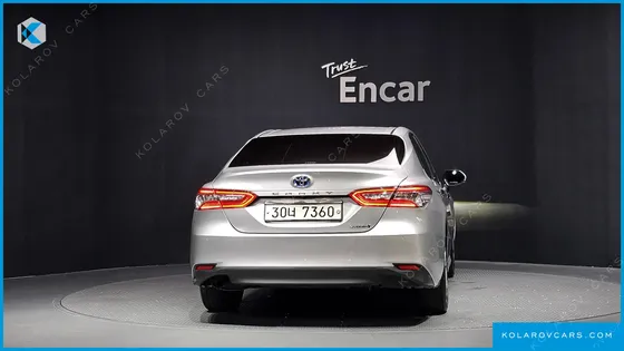 TOYOTA CAMRY 2.5 XLE HYBRID