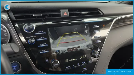 TOYOTA CAMRY 2.5 XLE HYBRID