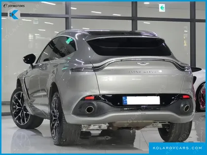 ASTON MARTIN DBX 4.0 V8