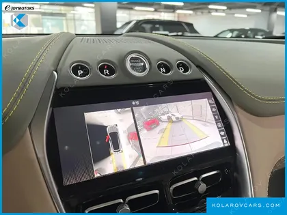 ASTON MARTIN DBX 4.0 V8
