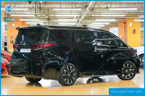 TOYOTA ALPHARD 2.5 HEV EXECUTIVE AWD