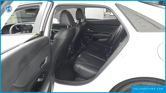 HYUNDAI ELANTRA (AVANTE) SMART