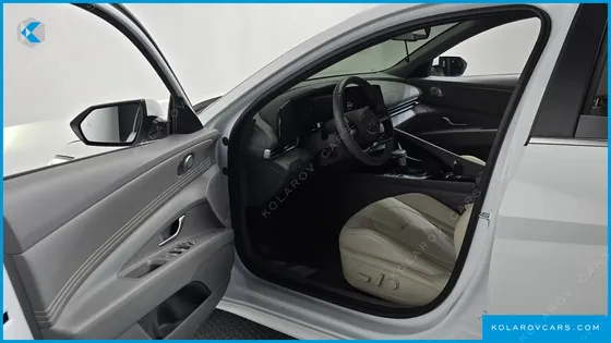 HYUNDAI ELANTRA (AVANTE) INSPIRATION