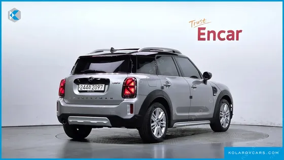 MINI COUNTRYMAN CLASSIC PLUS LAUNCH PACK
