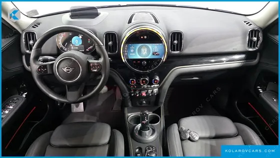 MINI COUNTRYMAN CLASSIC PLUS LAUNCH PACK