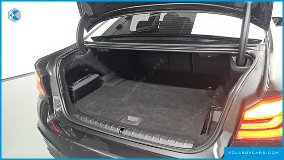 BMW 5 SERIES 530E M SPORT