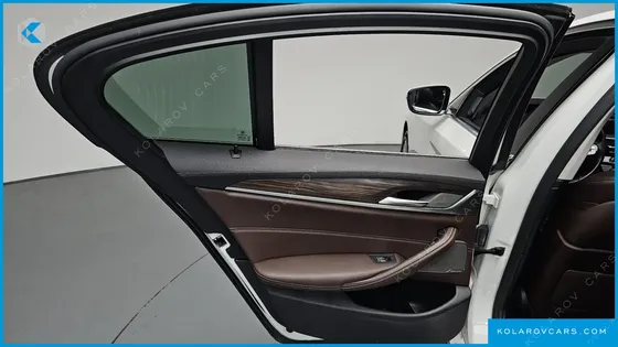 BMW 5 SERIES 530I XDRIVE LUXURY