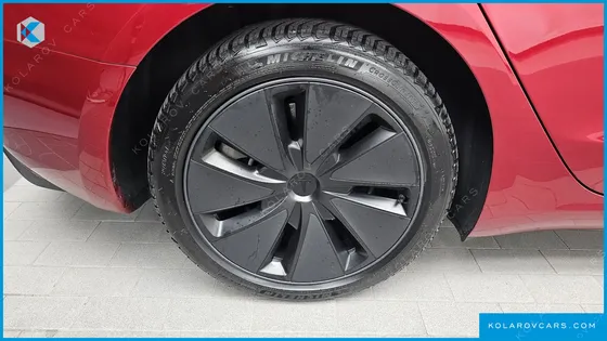 TESLA MODEL 3 RWD