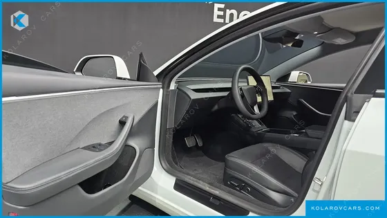 TESLA MODEL 3 RWD