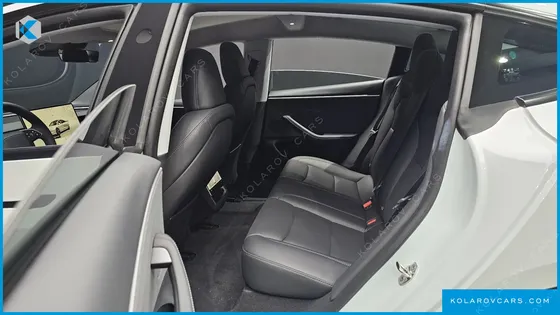 TESLA MODEL 3 RWD