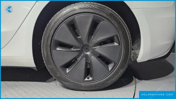 TESLA MODEL 3 RWD