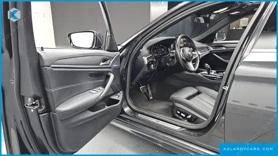 BMW 5 SERIES 520I M SPORT