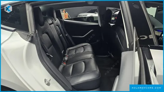 TESLA MODEL 3 LONG RANGE AWD