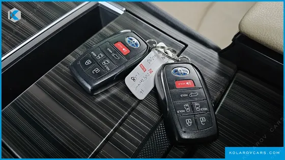 TOYOTA SIENNA 2.5 HYBRID AWD