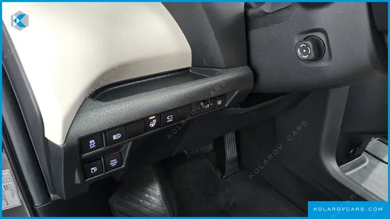 TOYOTA SIENNA 2.5 HYBRID 2WD