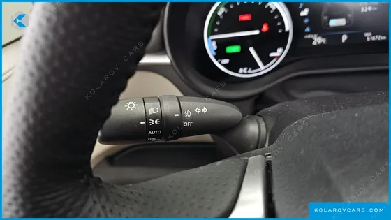 TOYOTA SIENNA 2.5 HYBRID 2WD