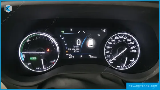 TOYOTA SIENNA 2.5 HYBRID AWD
