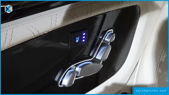 TOYOTA SIENNA 2.5 HYBRID AWD