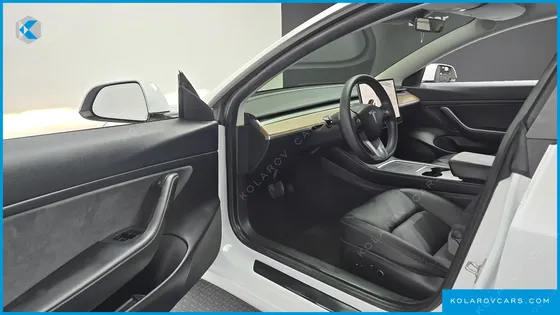 TESLA MODEL 3 LONG RANGE AWD