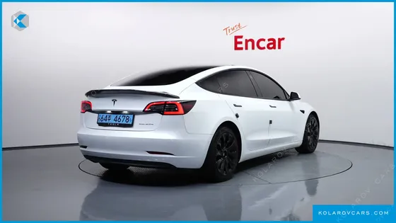 TESLA MODEL 3 LONG RANGE AWD