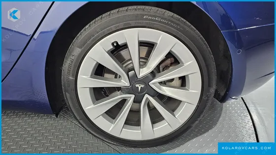 TESLA MODEL 3 LONG RANGE AWD