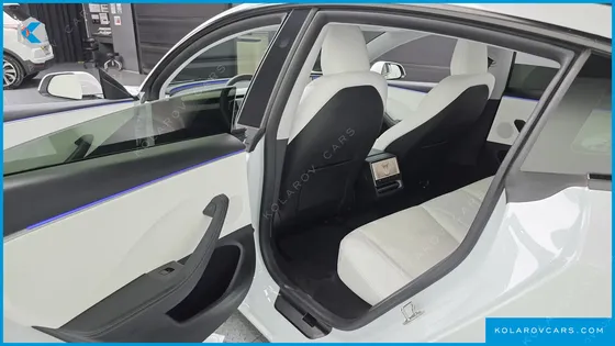 TESLA MODEL 3 RWD